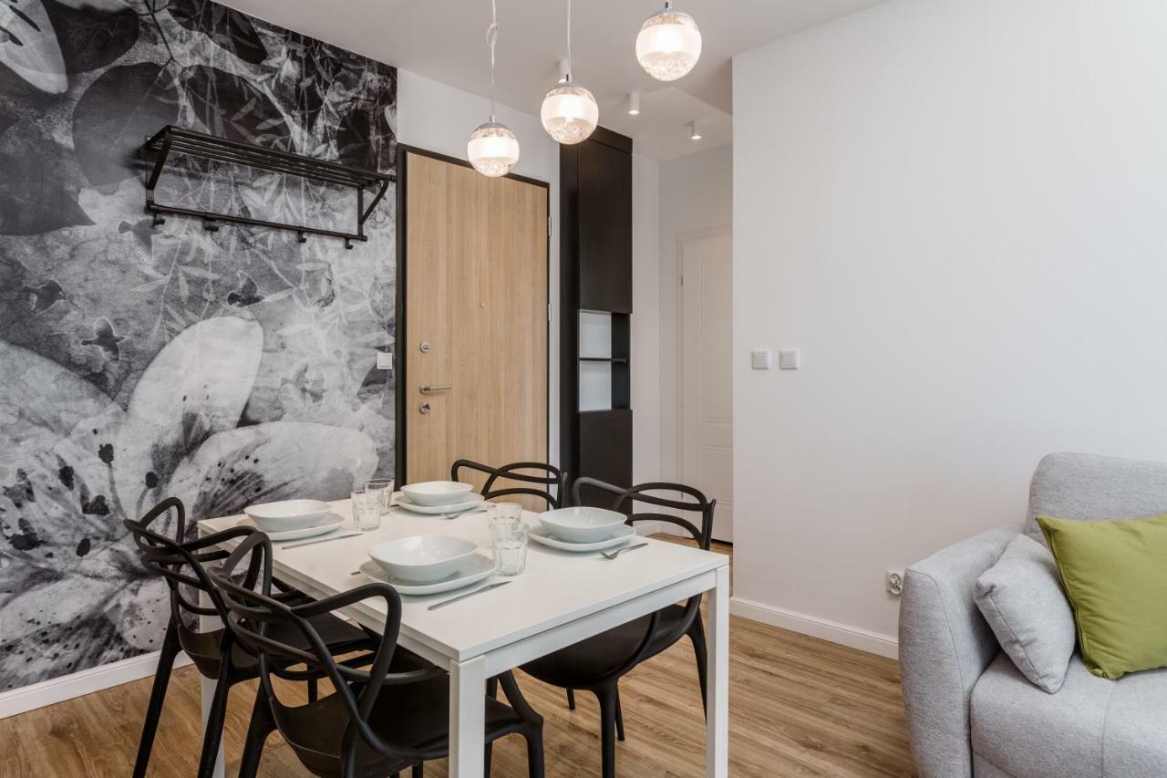 Chill Apartments Wola Varsovia Exterior foto